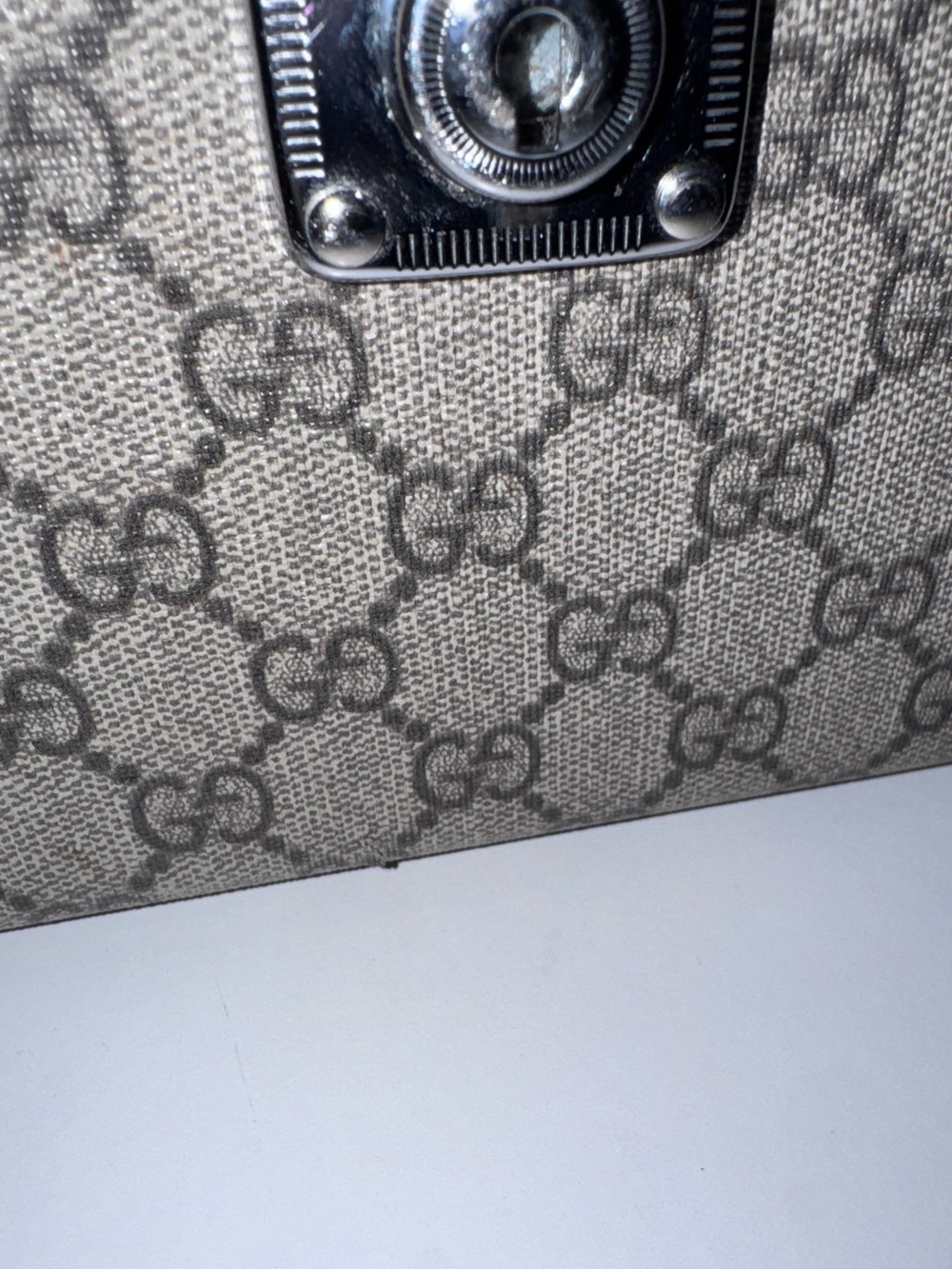 Gucci GG Supreme Bamboo Handle trunk Shoulder Bag - Picture 13 of 13